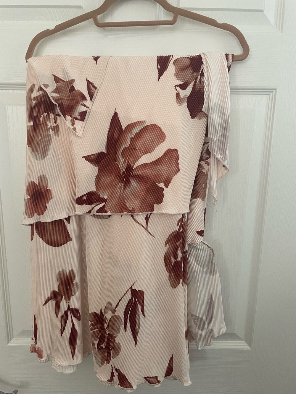 JLuxLabel CREAM FLORAL KAMIRA TIERED SKIRT- Small (NWT) - Picture 3 of 8
